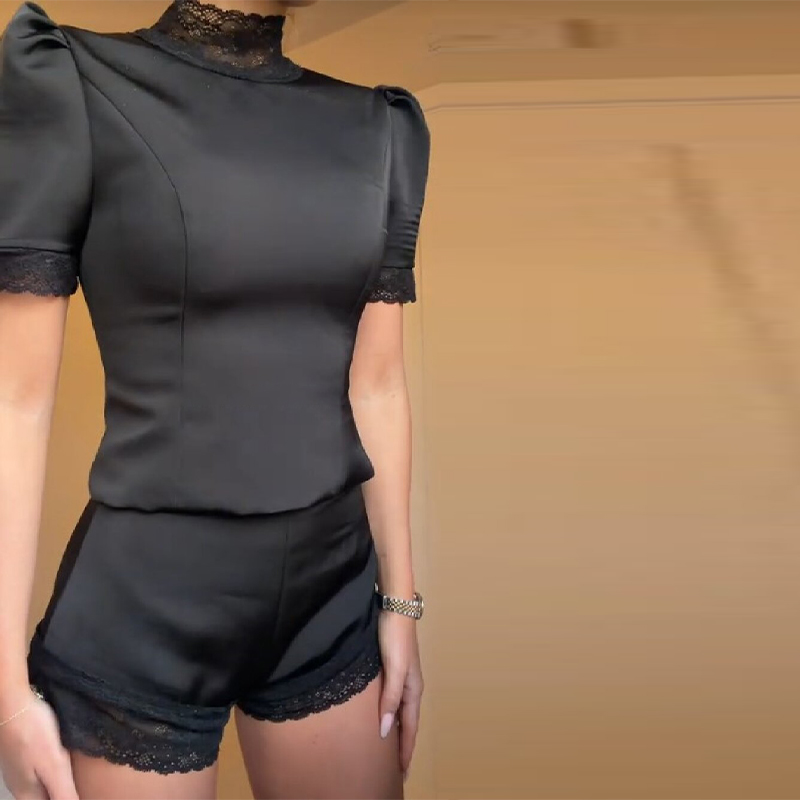 Blouse Off Shoulder - Nieuwe satijnen kant-rand top en short